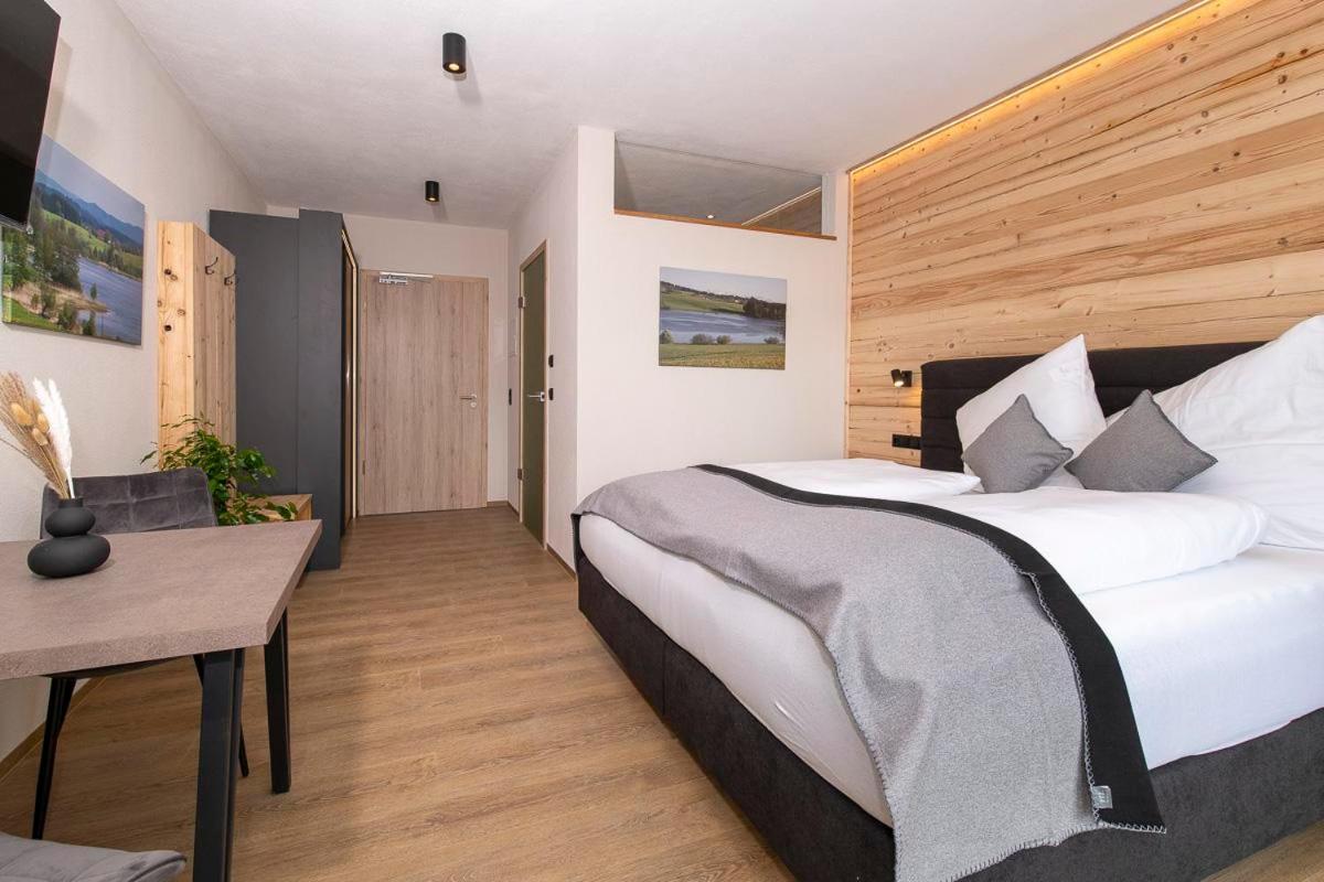 Mueller'S Stuben Hotel Isny im Allgau Bagian luar foto